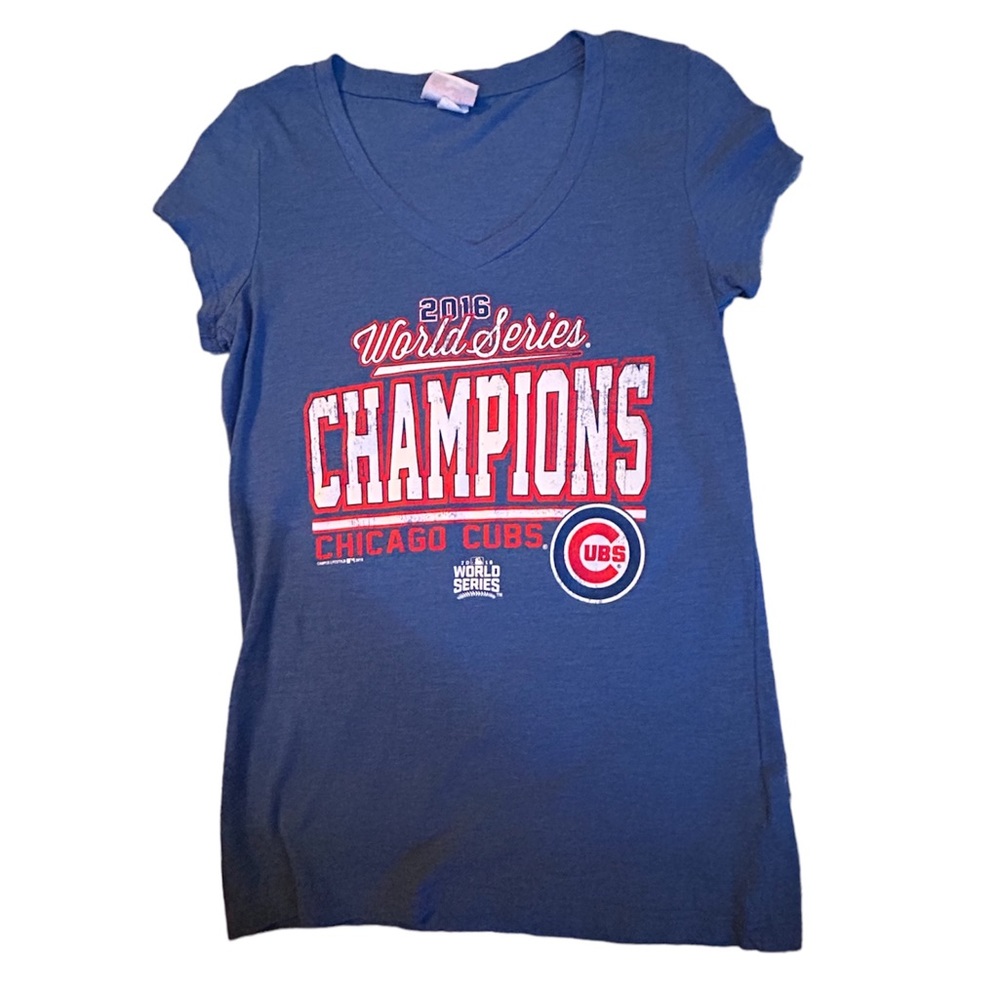 Chicago Cubs Women’s V Neck Shirt